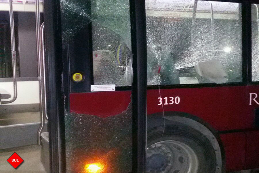 bus danneggiato