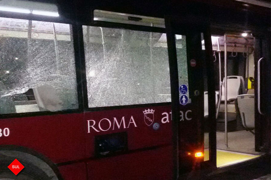 bus danneggiato4